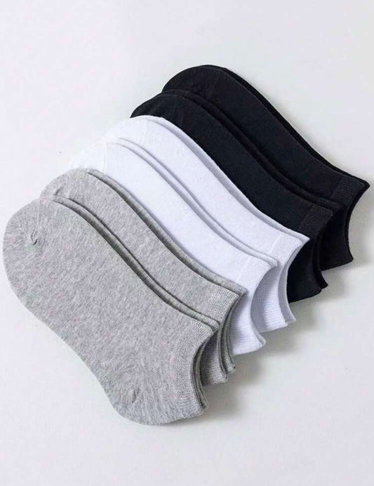 A Set of 3 Plain Ankle Socks