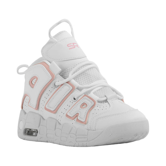 حذاء رياضي من الجلد المنقوش