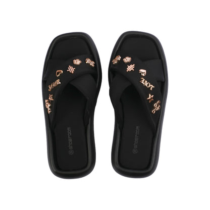 Cross Slipper Decorated with Metal Detail