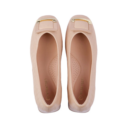 حذاء بكعب منخفض من الجلد المزخرف