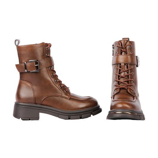 حذاء نصف بوت بإبزيم جلدي