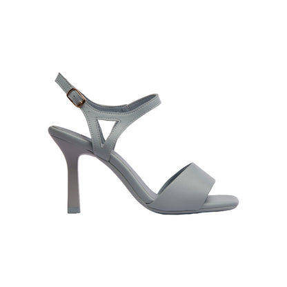 صندل بكعب عالي مع إبزيم عند الكاحل