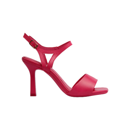 صندل بكعب عالي مع إبزيم عند الكاحل