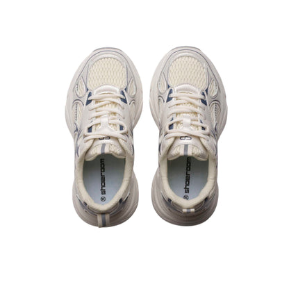 Trendy Sneakers with Lace-up