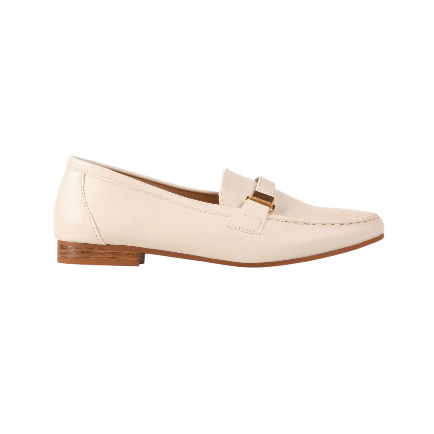 Elegant Loafer with Simple Detailing