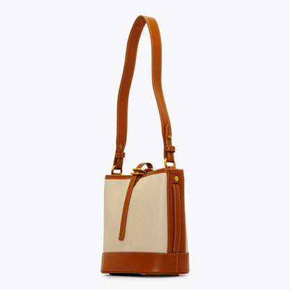 حقيبة كتف جلدية أنيقة بمقبض