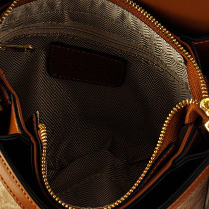 حقيبة كروس عصرية بمشبك أمامي