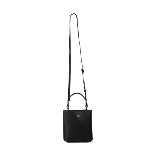 حقيبة كروس صغيرة من الجلد بمقبض صغير