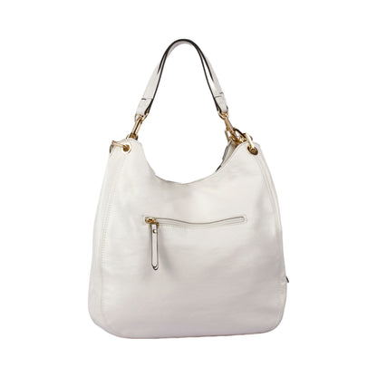 حقيبة يد أنيقة مع قلادة معدنية