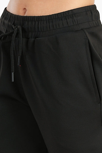 بنطلون رياضي مريح