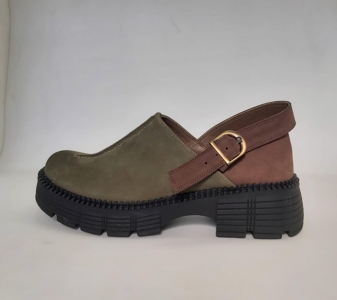 Olive Chunky Heeled Suede Shoes with Buckle