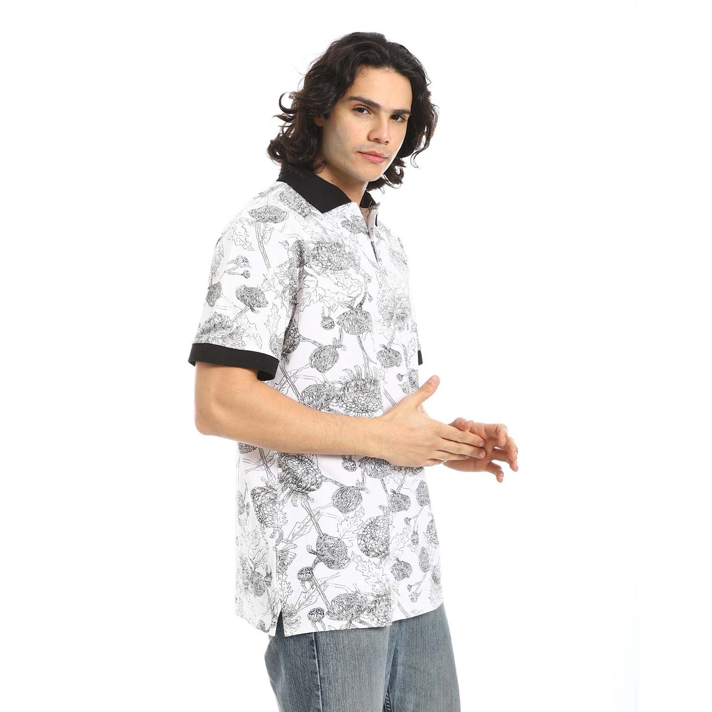 White Printed Regular Fit Polo Shirt - تي شيرت بولو مطبوع بقصة عادية