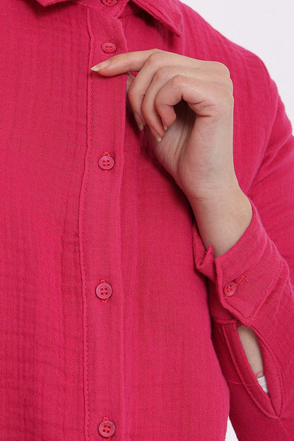 قميص صالة بإغلاق بأزرار