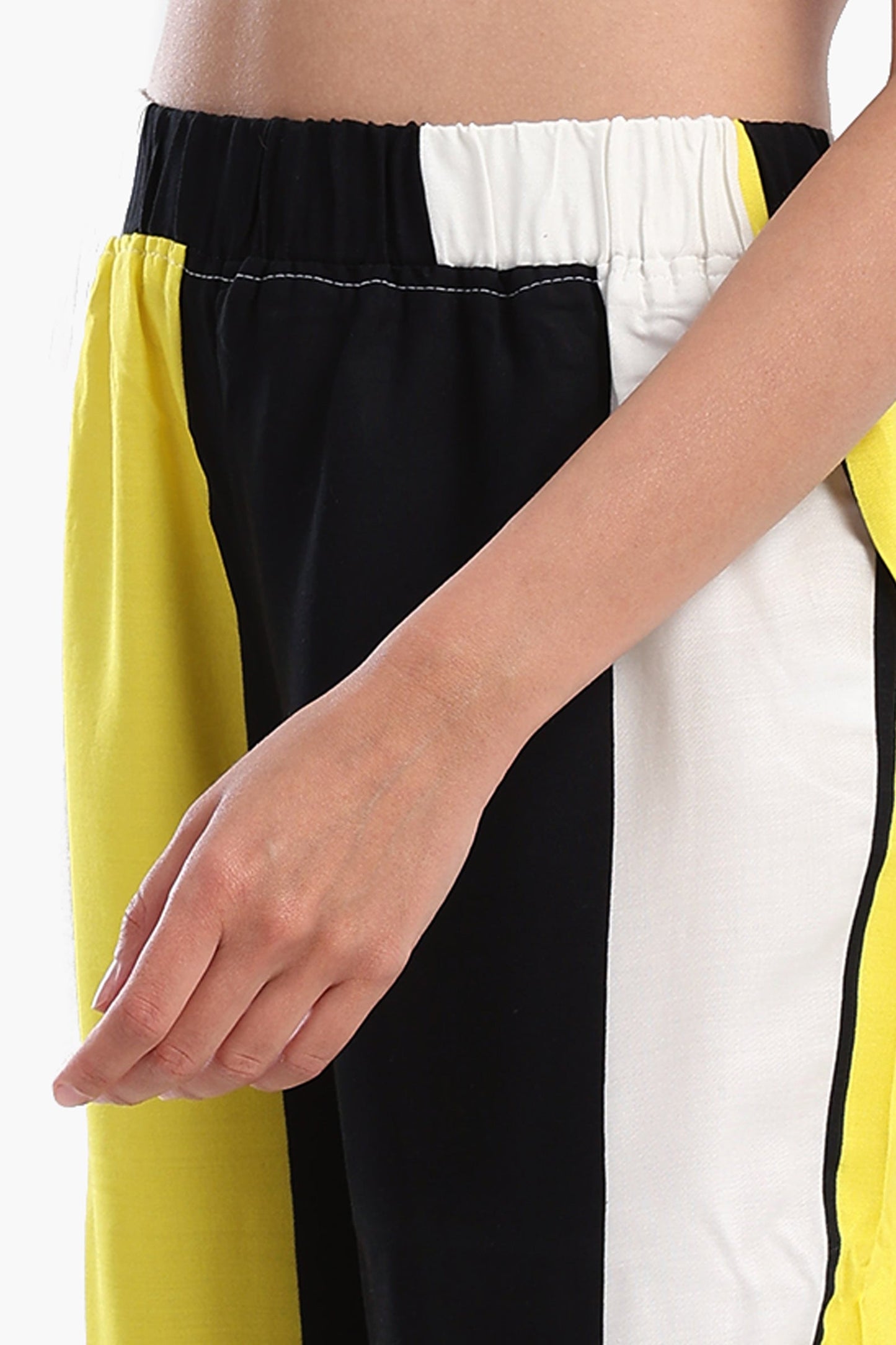 بنطلون سهل الارتداء بثلاثة ألوان