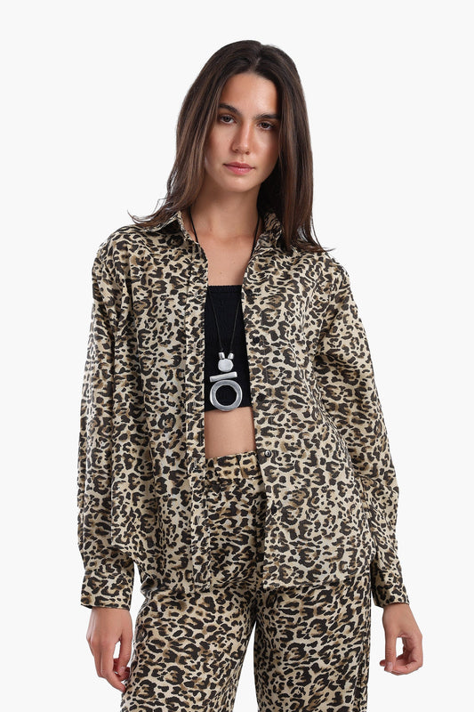 قميص ملون بطبعات حيوانية