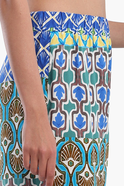 بنطلون مطبوع متعدد الأنماط