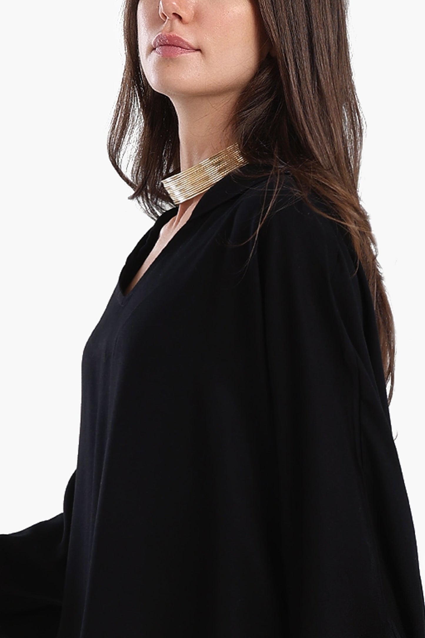 فستان كبير الحجم برقبة على شكل حرف V