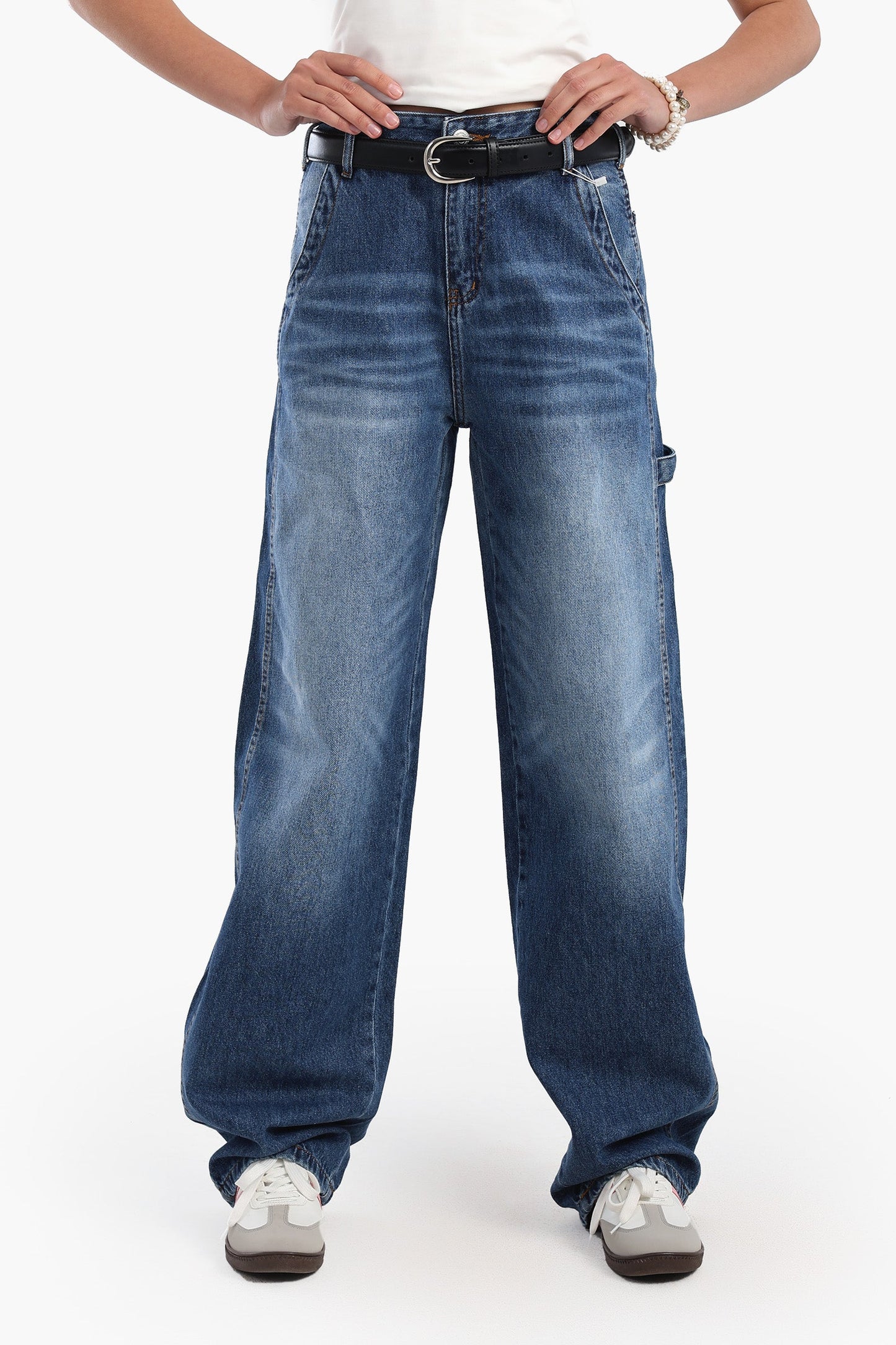 بنطلون جينز مغسول بخصر مرتفع