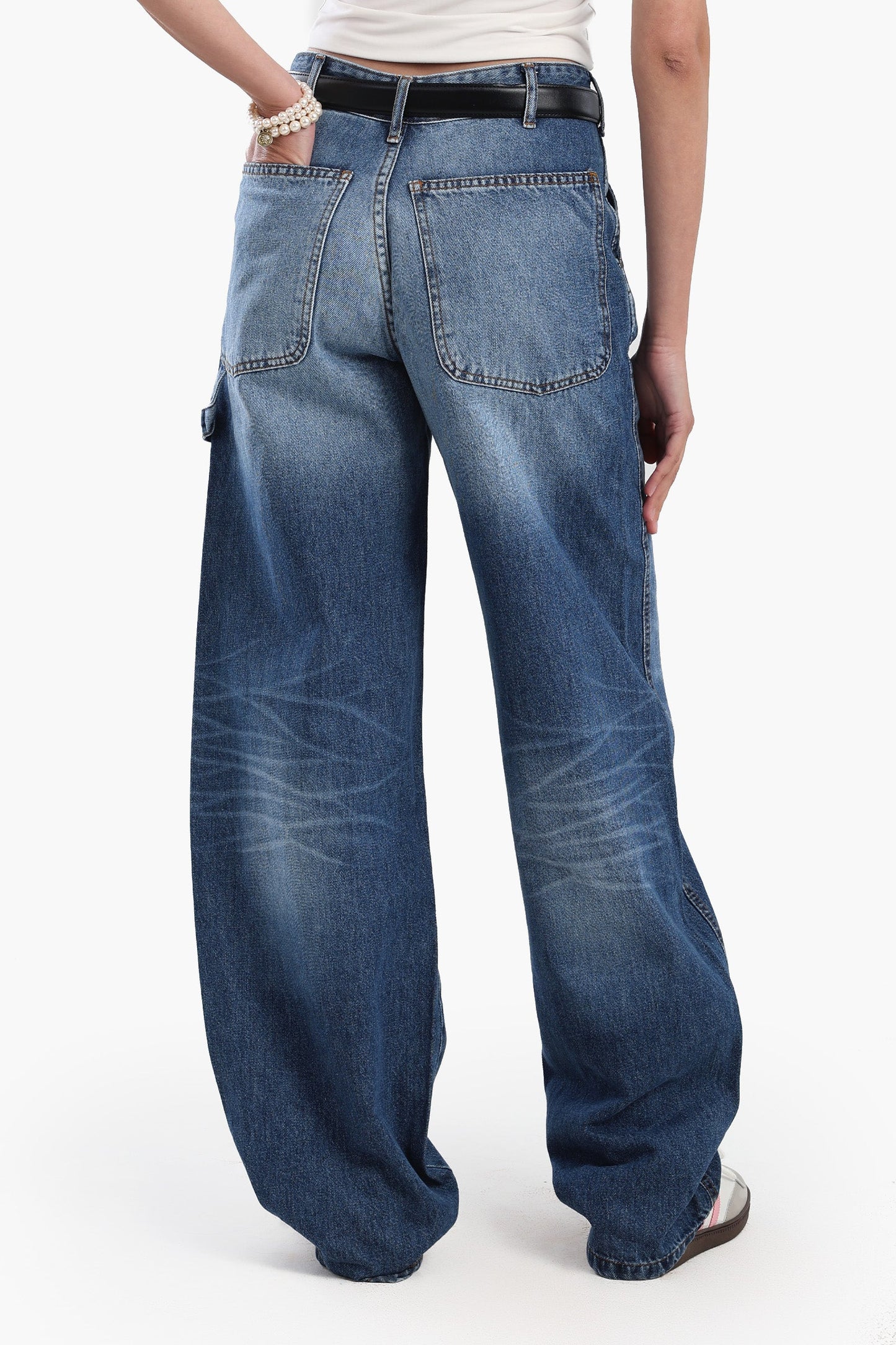 بنطلون جينز مغسول بخصر مرتفع