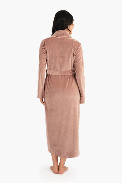 رداء طويل بياقة شال