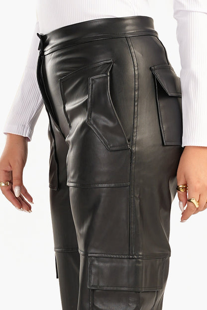 بنطال كارغو من الجلد الصناعي