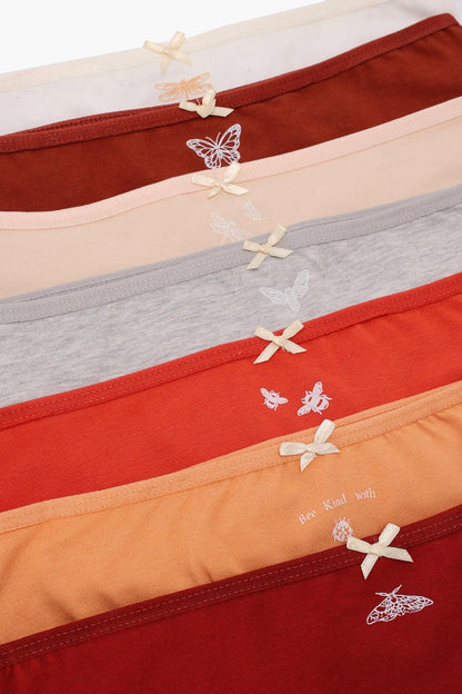 مجموعة من 7 سراويل داخلية للبنات