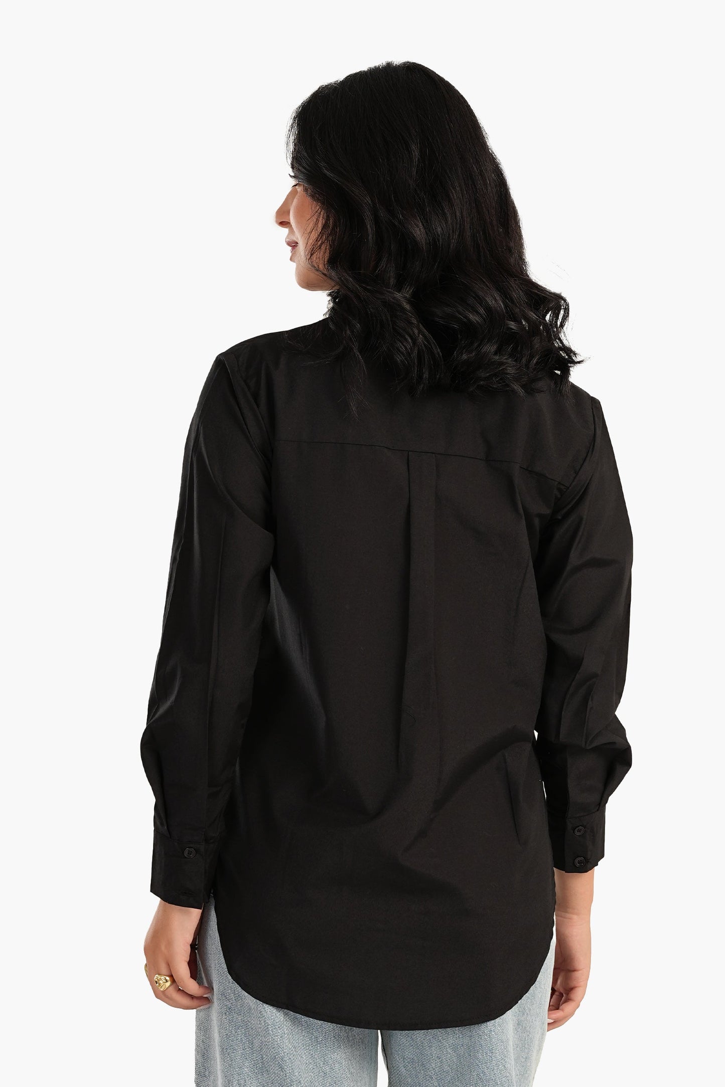 Basic Shirt with Round Hem