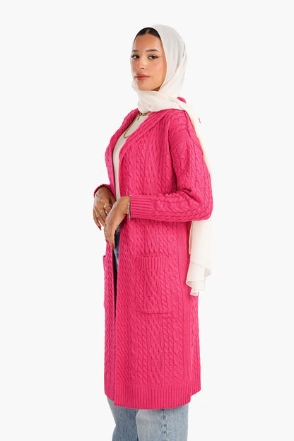 كارديجان بغطاء رأس محبوك بالكابل