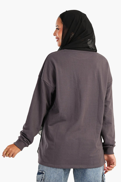 تي شيرت قطني بكتف منسدل