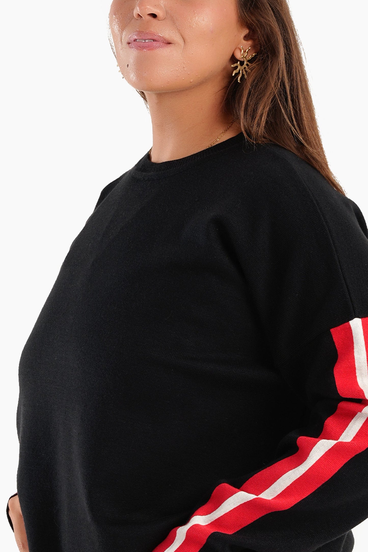 Black Round Neck Wool Pullover