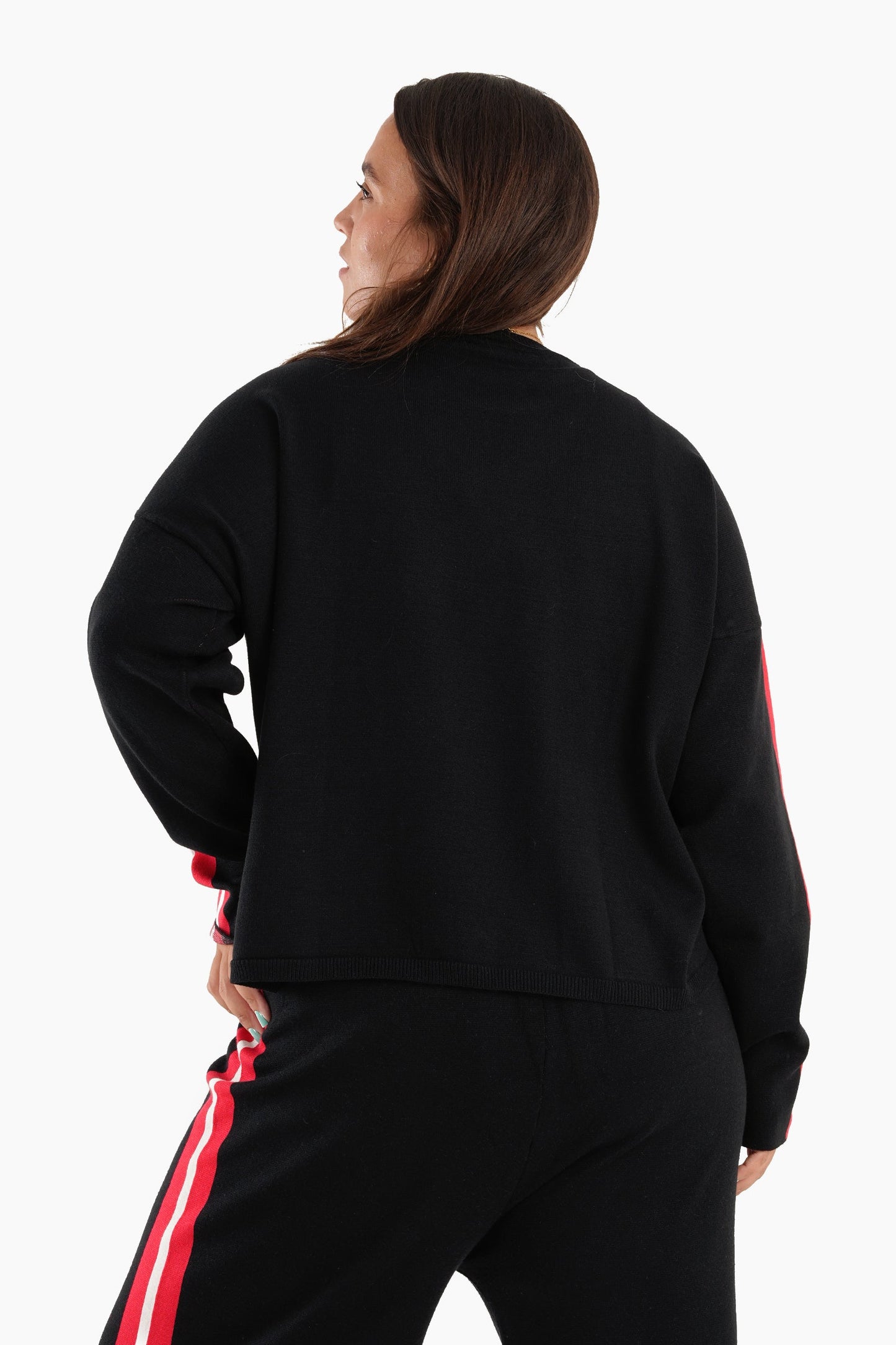 Black Round Neck Wool Pullover