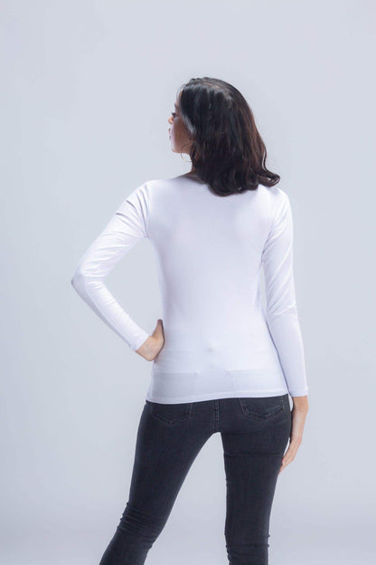 بلوزة قطنية برقبة دائرية