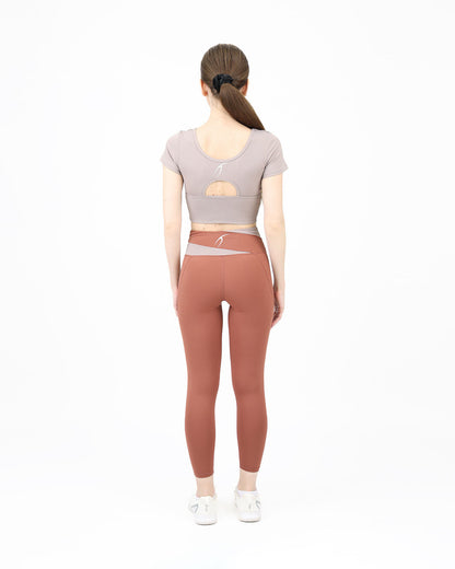 Asymmetric Crossover Top