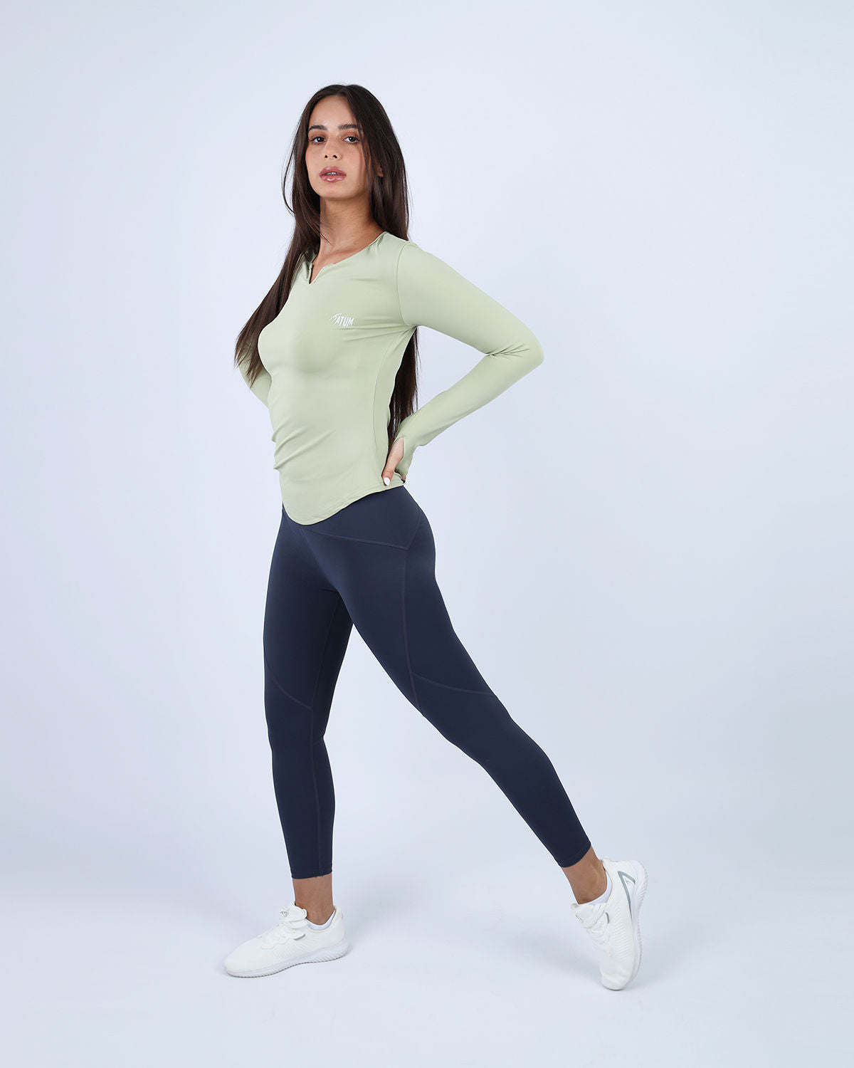 Light Green Blush Elegance Long-Sleeve Active Top