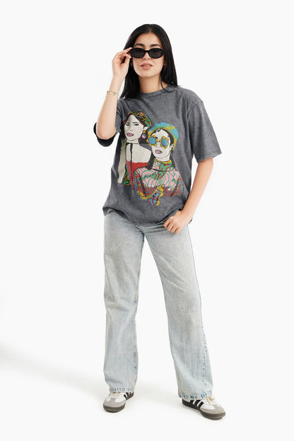 تي شيرت صالة برسومات أمامية رمادية داكنة