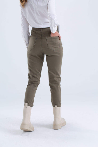 بنطال جينز طويل