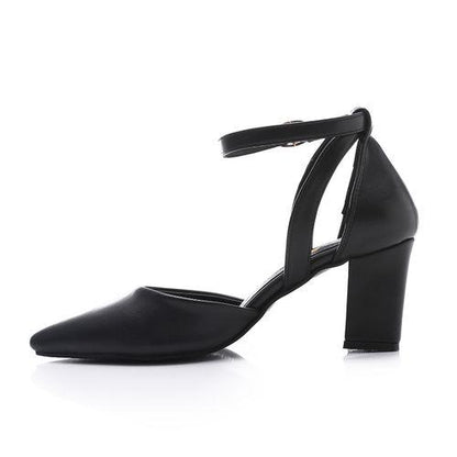 Black Pointed Toecap Heeled Shoes