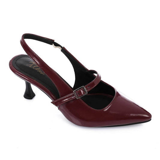 Pull-on Verneh Pump with Upper Buckle