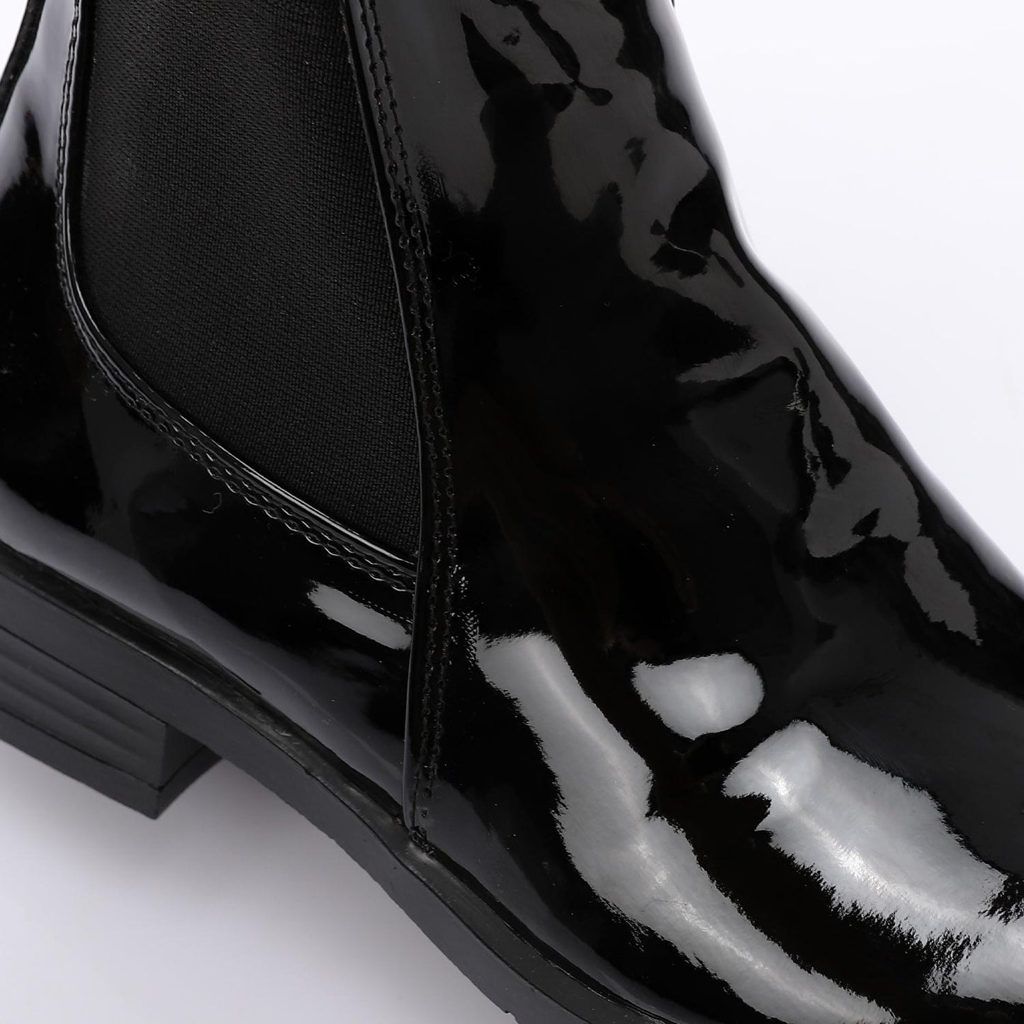 Verneh Pull-on Ankle Boot