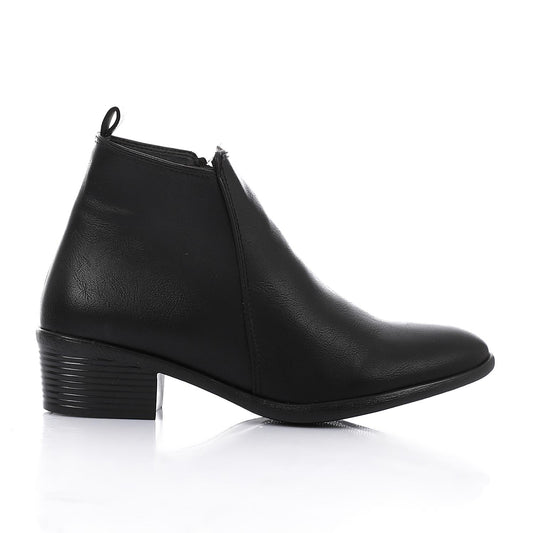 Black Solid Ankle Boot
