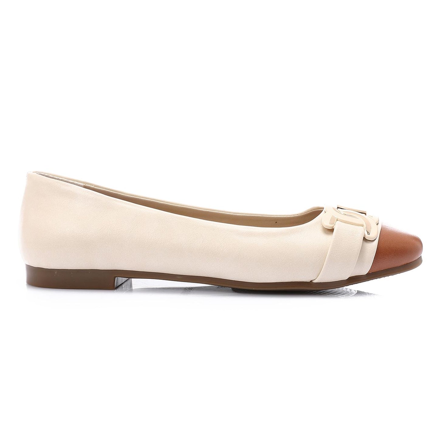 Golden Detail Leather Ballerina