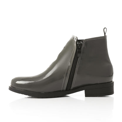 Gray Patent Leather Ankle Boot - بوت للكاحل جلد فيرنيه رمادي