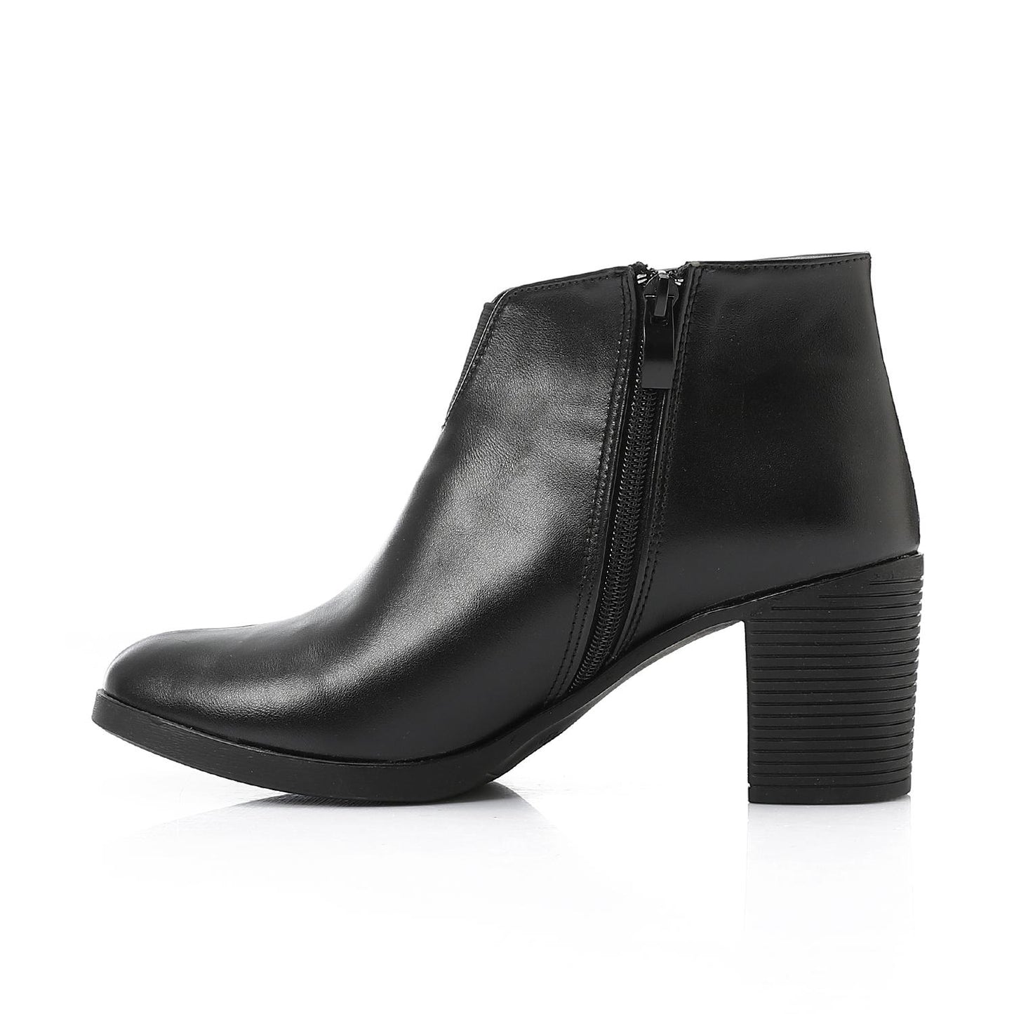 Black Plain Ankle Boot - بوت للكاحل أسود سادة