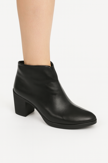Black Plain Ankle Boot - بوت للكاحل أسود سادة