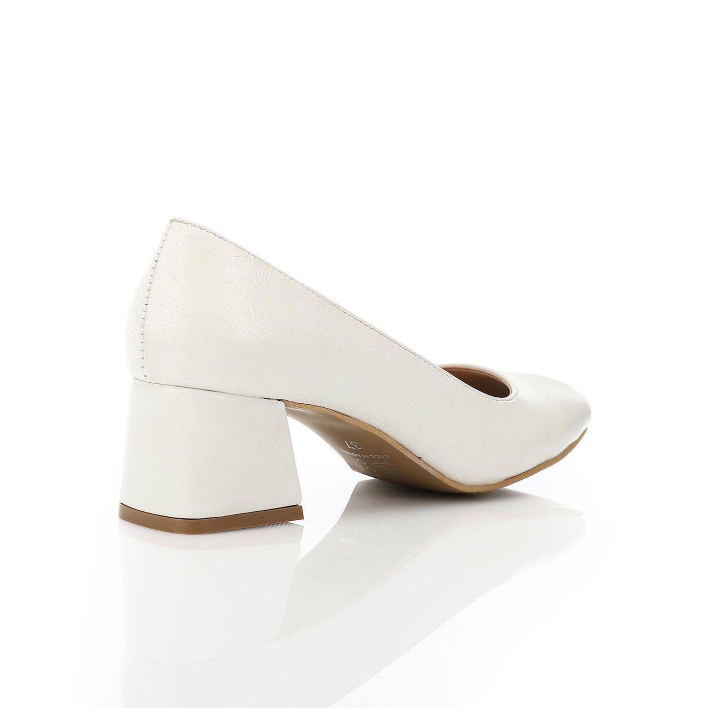 Classic White Pointed-Toe Pumps - 5 CM