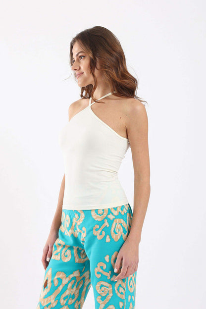 بلوزة بدون أكمام