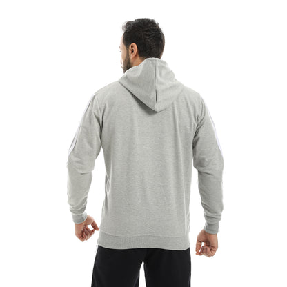 Bundle Of 4 Sweatshirt Hooded