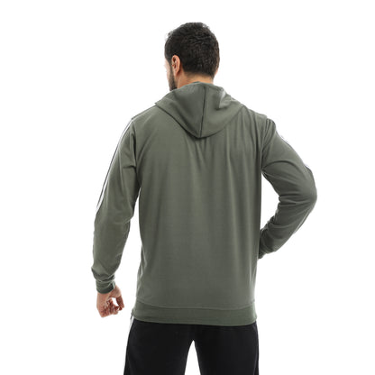 Bundle Of 4 Sweatshirt Hooded
