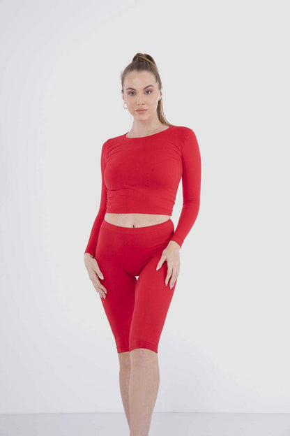 بلوزة من الألياف الدقيقة بأكمام طويلة