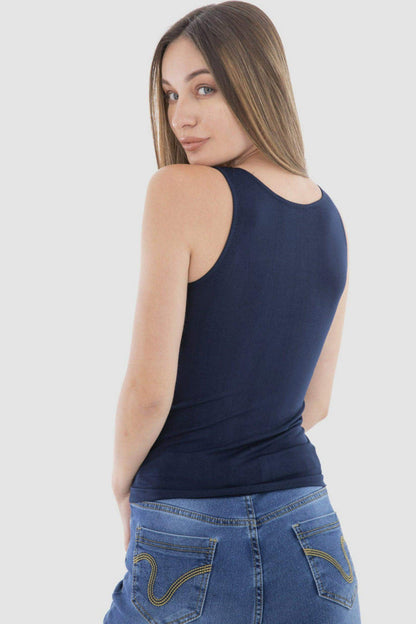 قميص داخلي بدون أكمام من الألياف الدقيقة